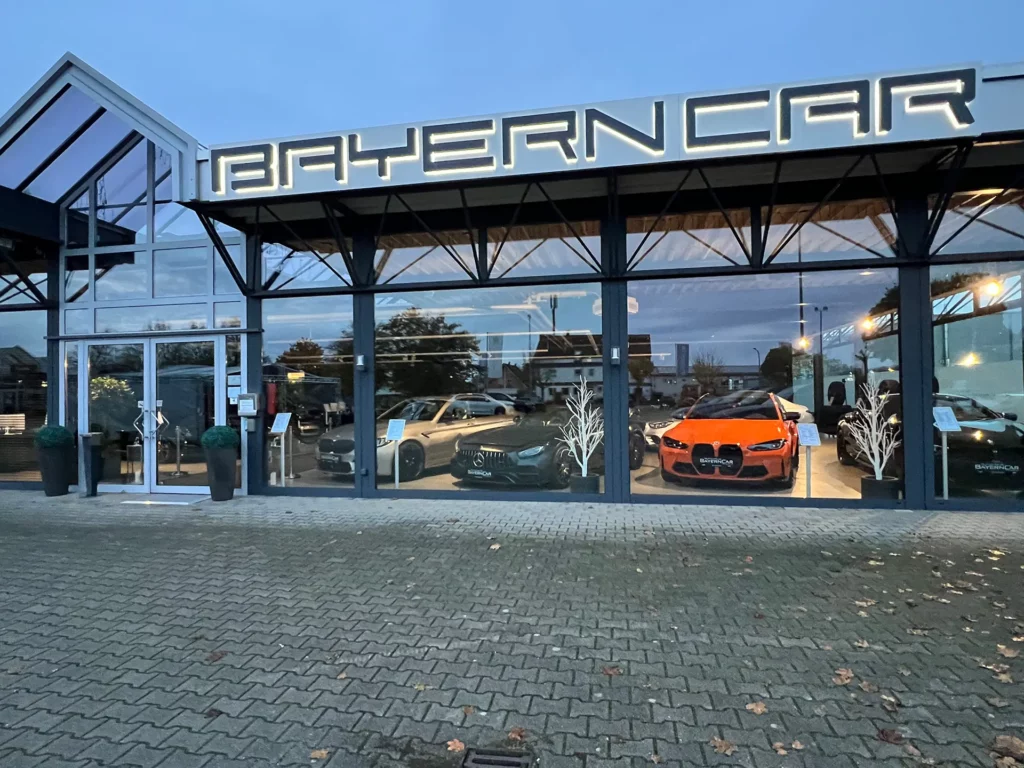 BMW i8 Dienstwagen - Gebraucht- und Jahreswagen kaufen